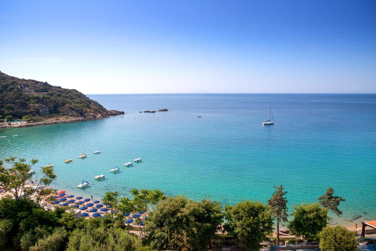 Hotel Baia Imperiale Spiaggia di Cavoli Eksteriør billede